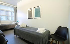 Forenom Hostel Helsinki Pitaejaenmaeki